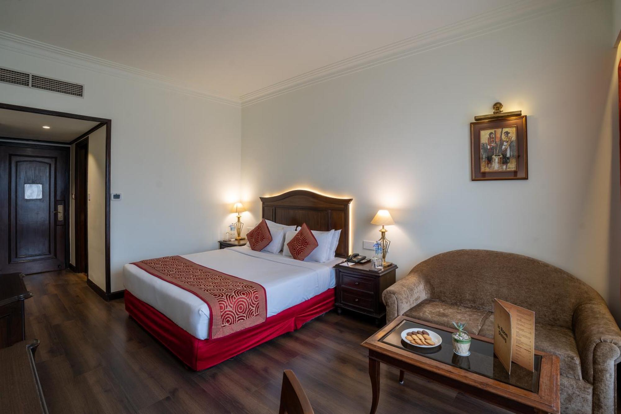 Grand Hotel Kathmandu Room photo