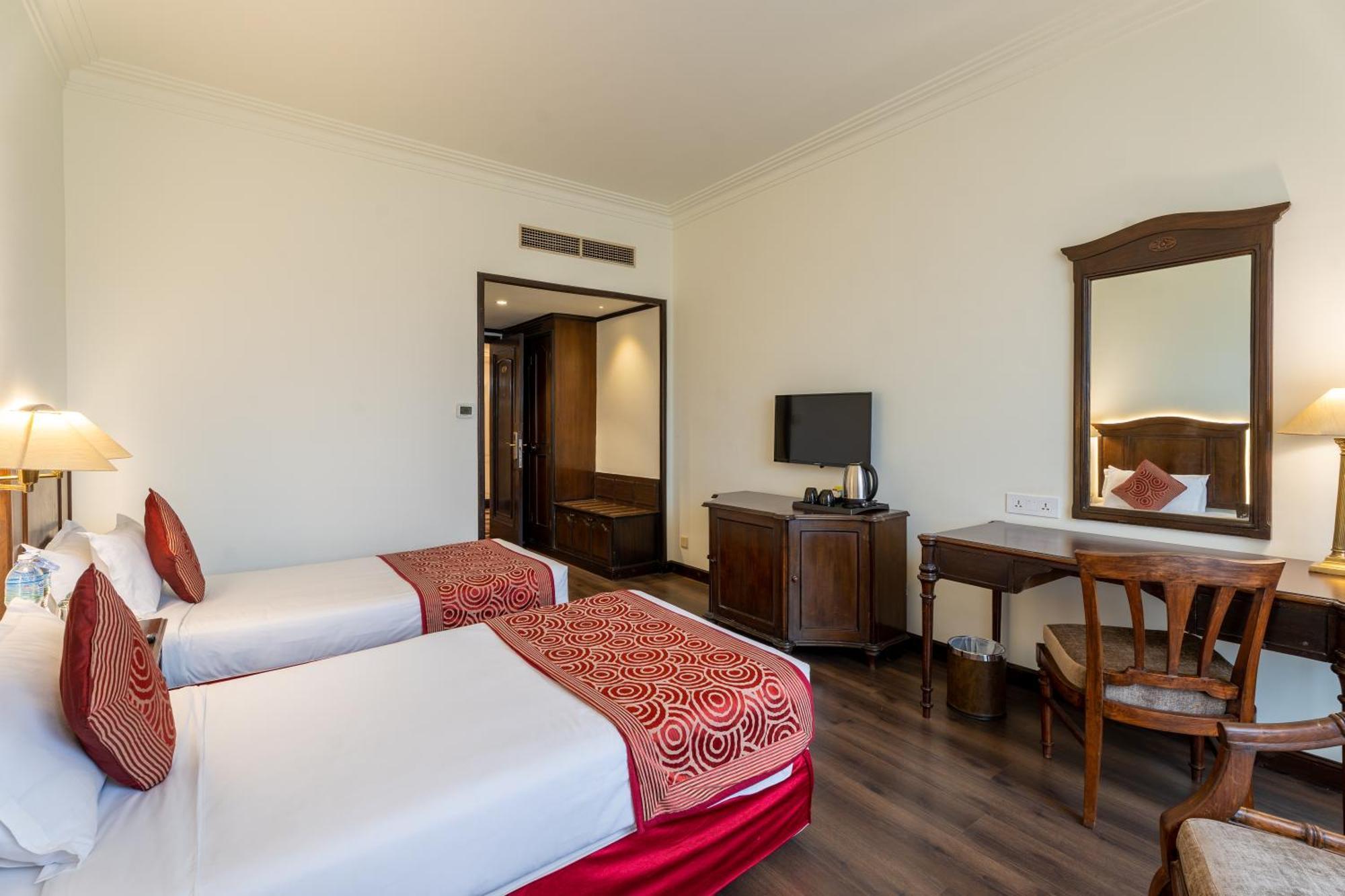 Grand Hotel Kathmandu Room photo